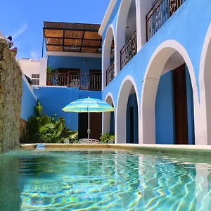 Casa Azuli Hotel